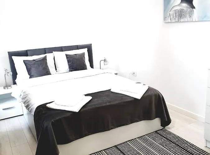 Global بوخارست